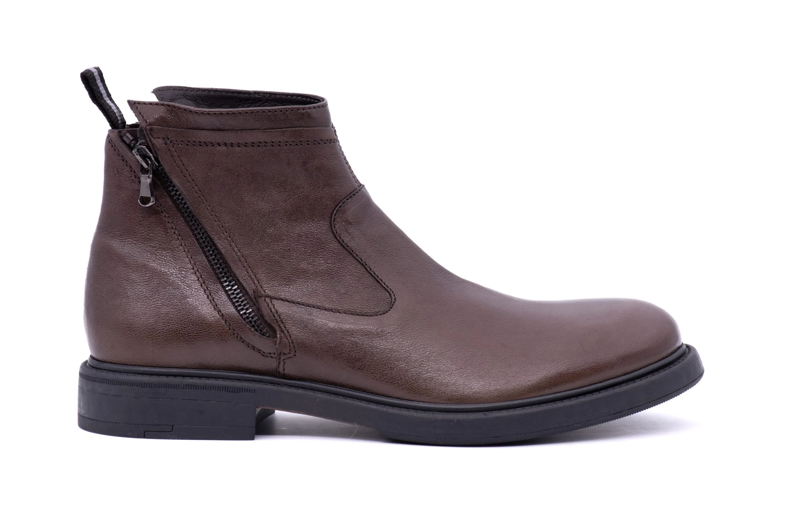 Ankle Boot in Aged Effect Leather