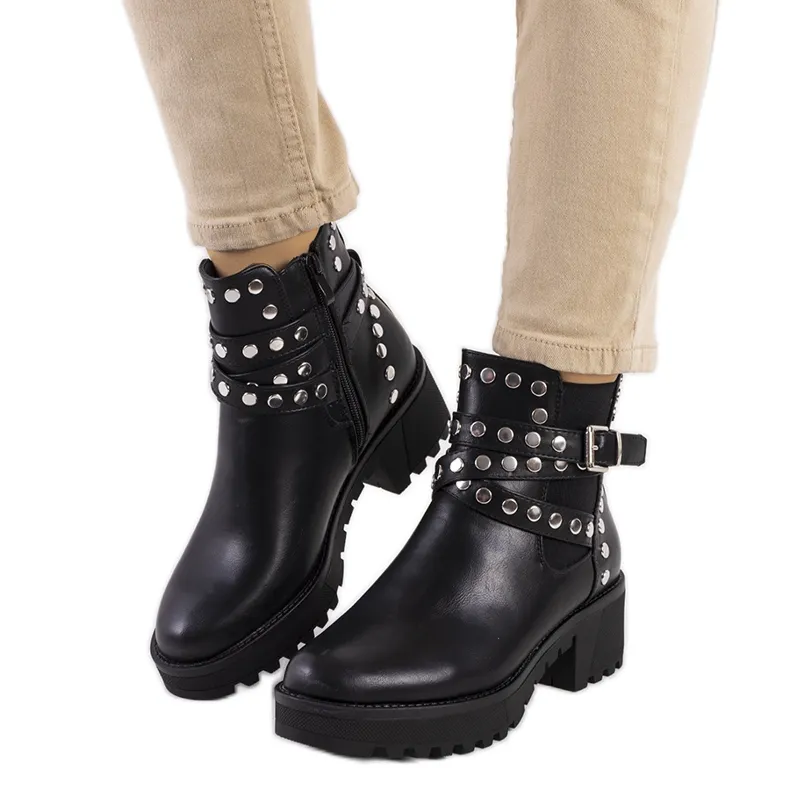 Black Kinecardine boots