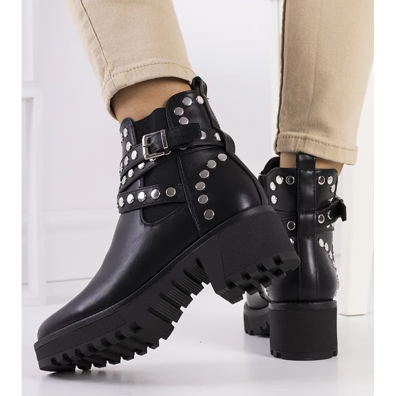 Black Kinecardine boots