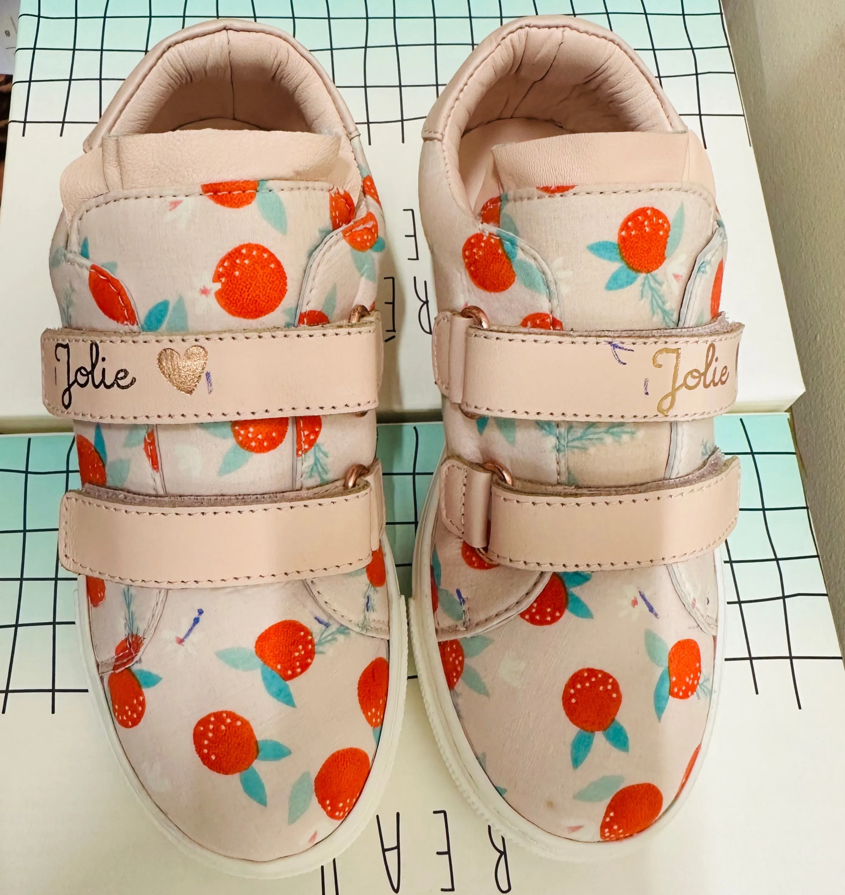 CARREMENT BEAU Kids Girl Leather Sneaker - Pomegranate