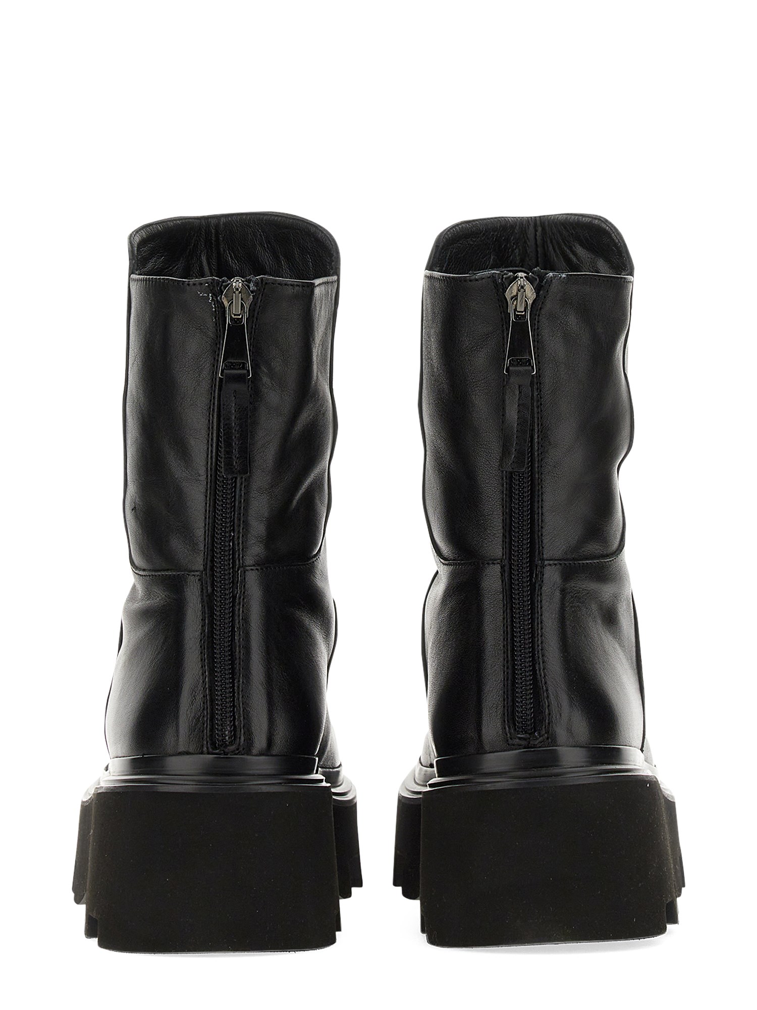 ELENA IACHI    LEATHER ANKLE BOOT WITH PADDED EFFECT