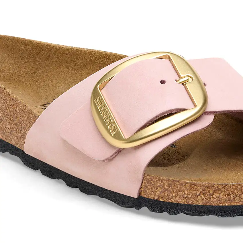 Madrid Big Buckle - Soft Pink Nubuck||Madrid Grosses Boucles - Nubuck rose ple