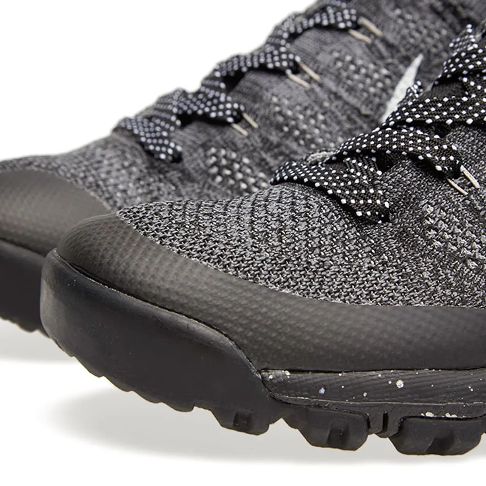 Nike Flyknit Trainer Chukka FSB 'Charcoal'Black & Sail