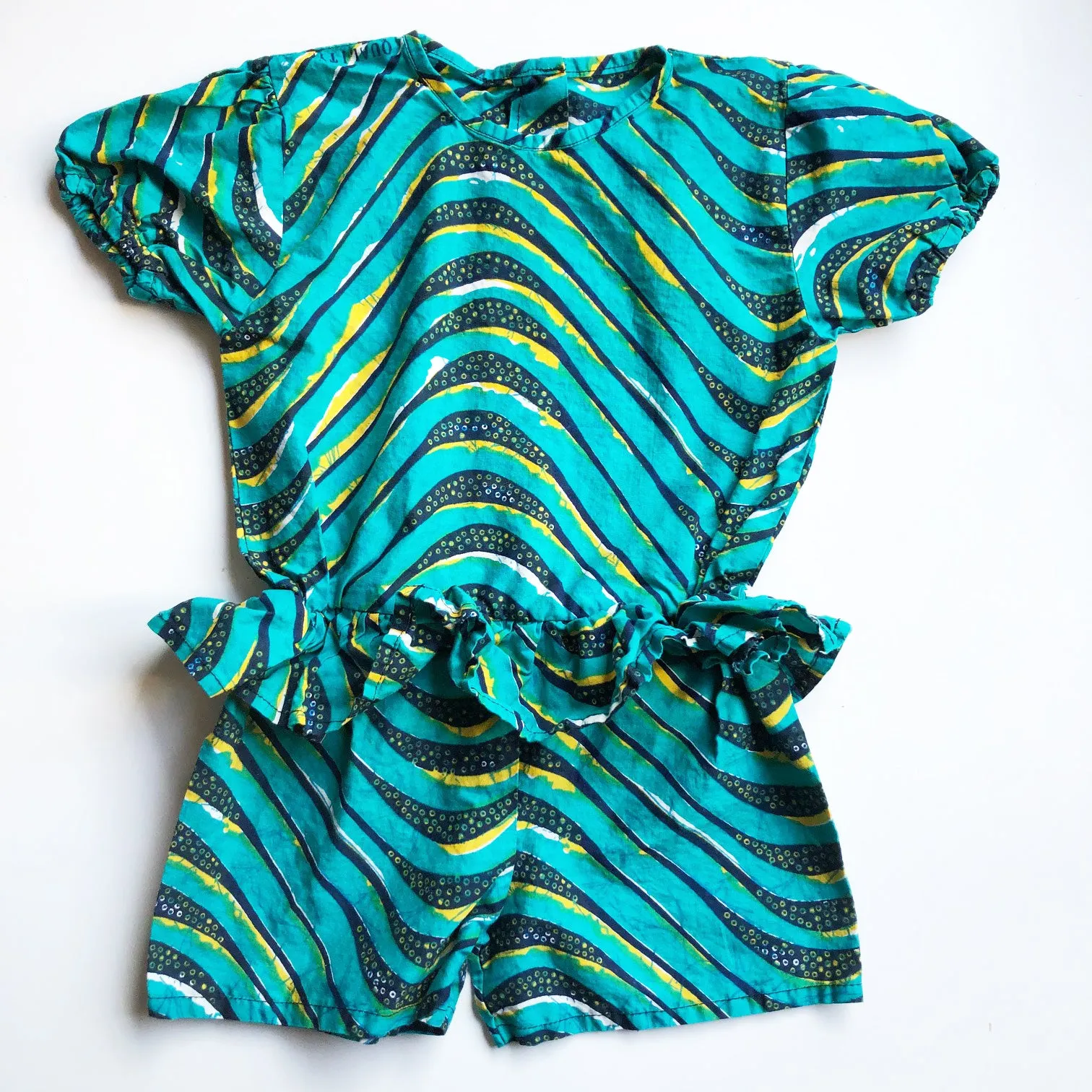 Super Cute Vintage Print Romper size 4-5