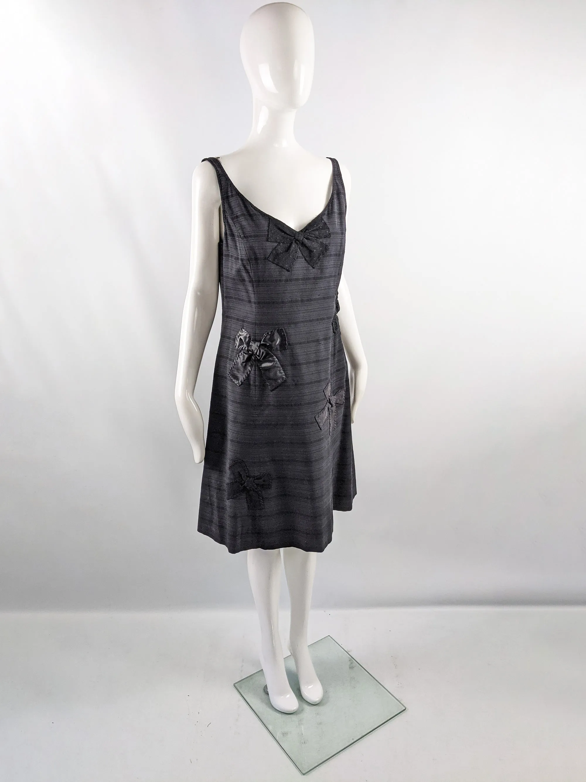 Vintage Sleeveless Black Bow Appliqué Party Dress, 1990s